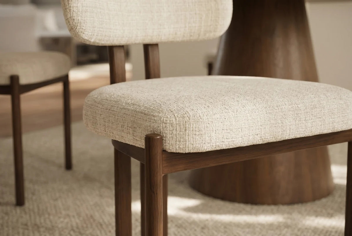 Esszimmerstuhl LORENZO – 2er-Set – Chenille Creme-Beige mit Gestell in Walnussoptik